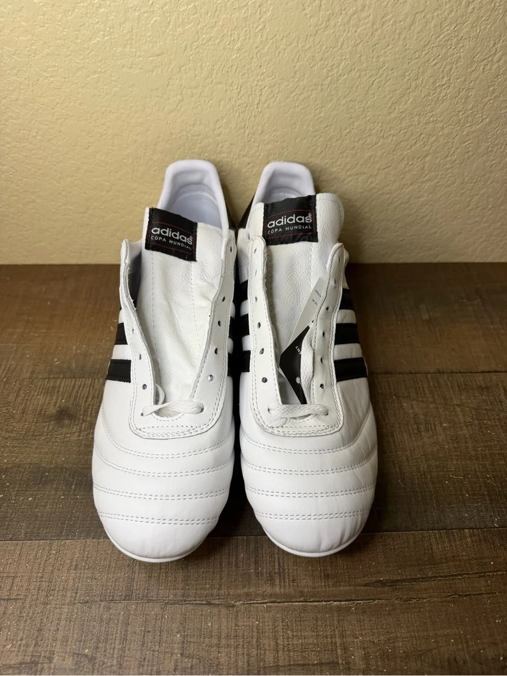 Adidas Copa Mundial Leather FG “White Black” - Size 10 Men.